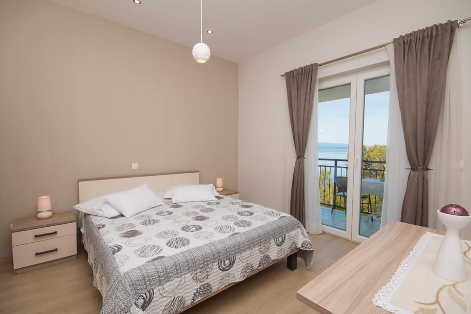 Balcony/Terrace, Bedroom, Sea view