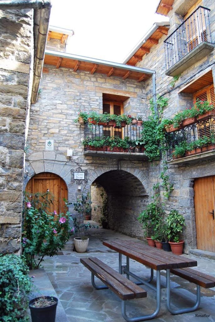 Casa Encuentra, en el Pirineo al lado de Ainsa Country House in Catalonia