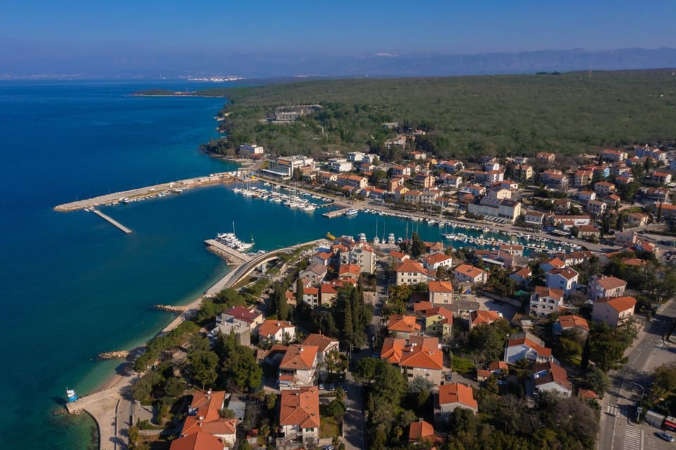 Neighbourhood, Bird's eye view