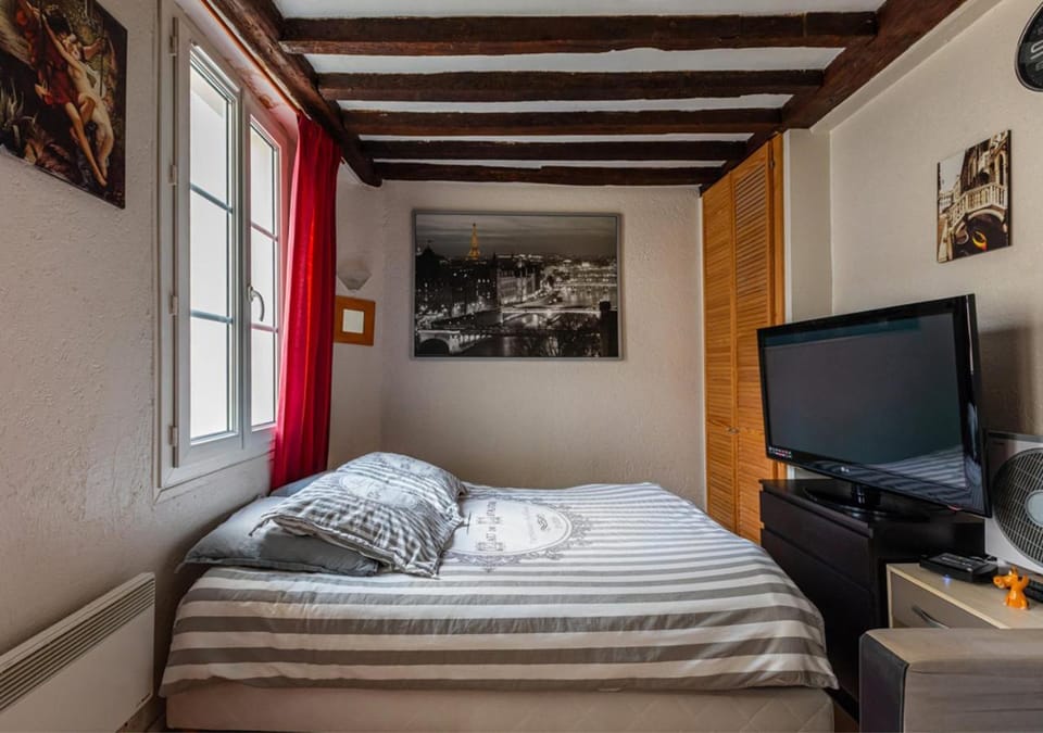 TV and multimedia, Bedroom