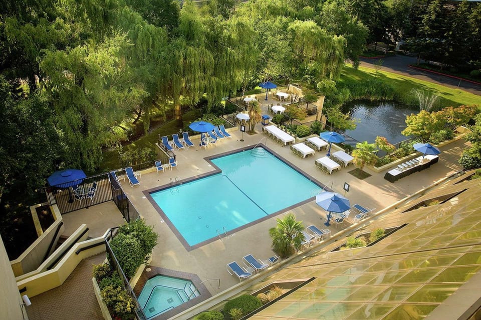 Property building, Swimming pool