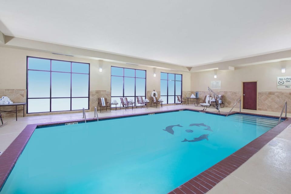 Pool view, Swimming pool