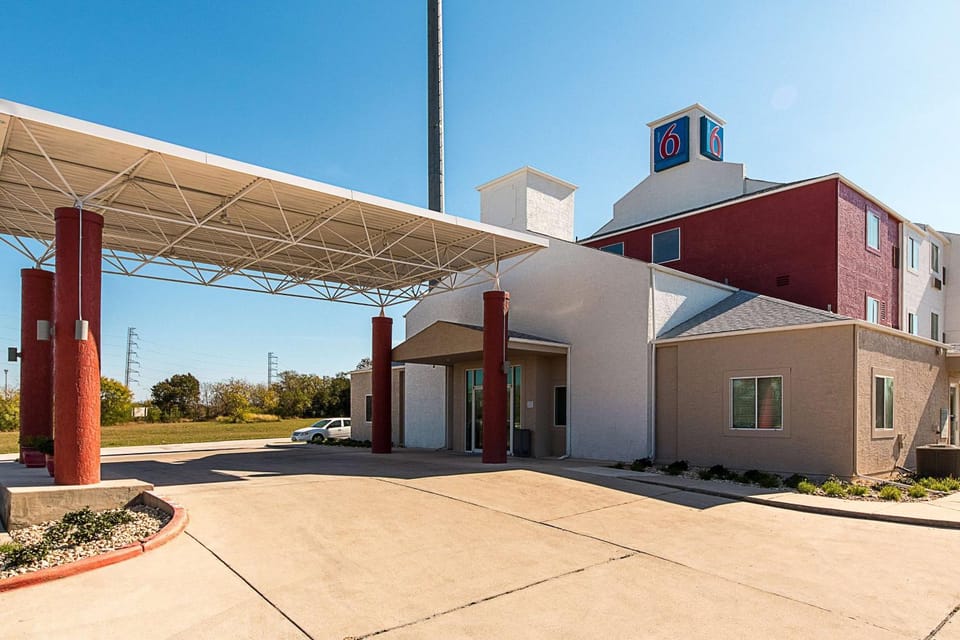 Property building, On site