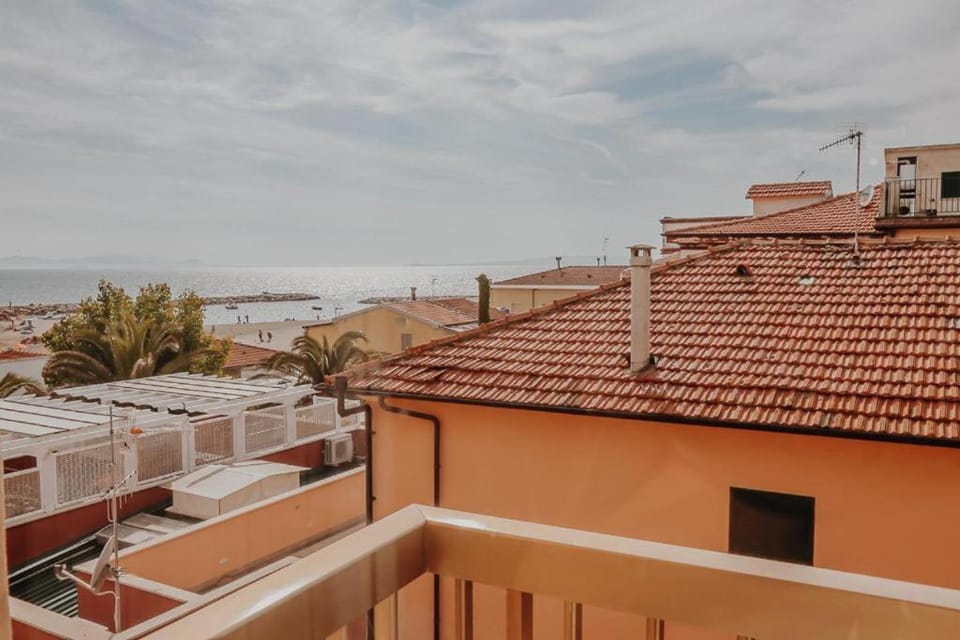 Lampada di Aladino Hotel in Follonica