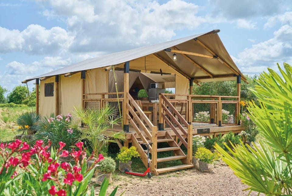 Camping de Retourtour Campground/ 
RV Resort in Provence-Alpes-Côte d'Azur