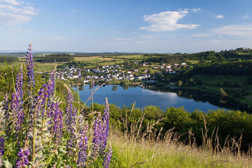 Nearby landmark, Day, Natural landscape, Lake view