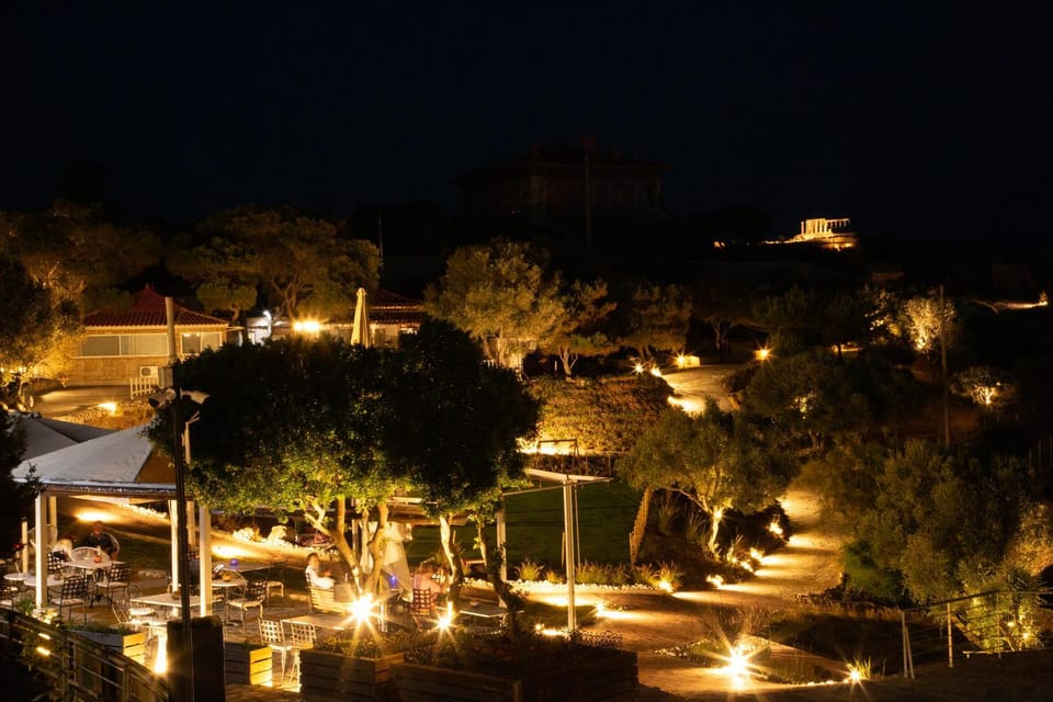 Night, Garden, Balcony/Terrace, Lounge or bar, Garden view, Pool view, Swimming pool