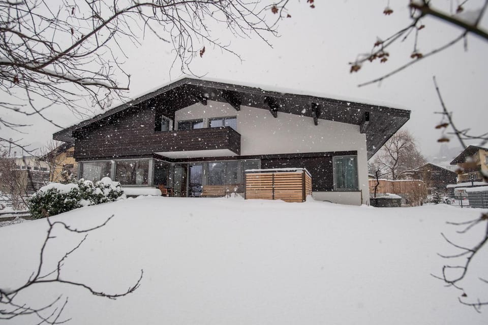 Property building, Winter
