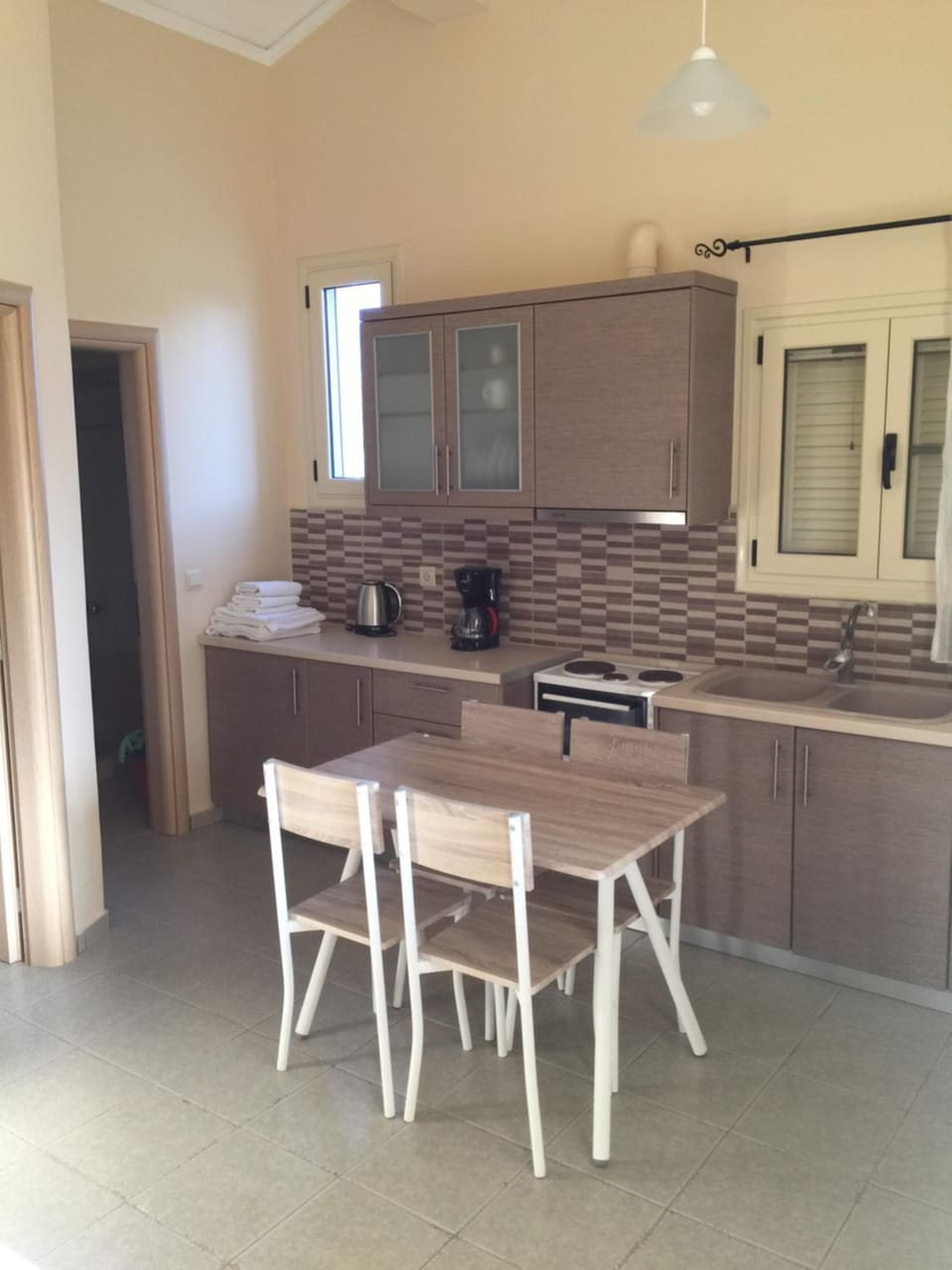 Kitchen or kitchenette, Sea view