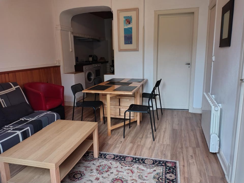 Lounge or bar