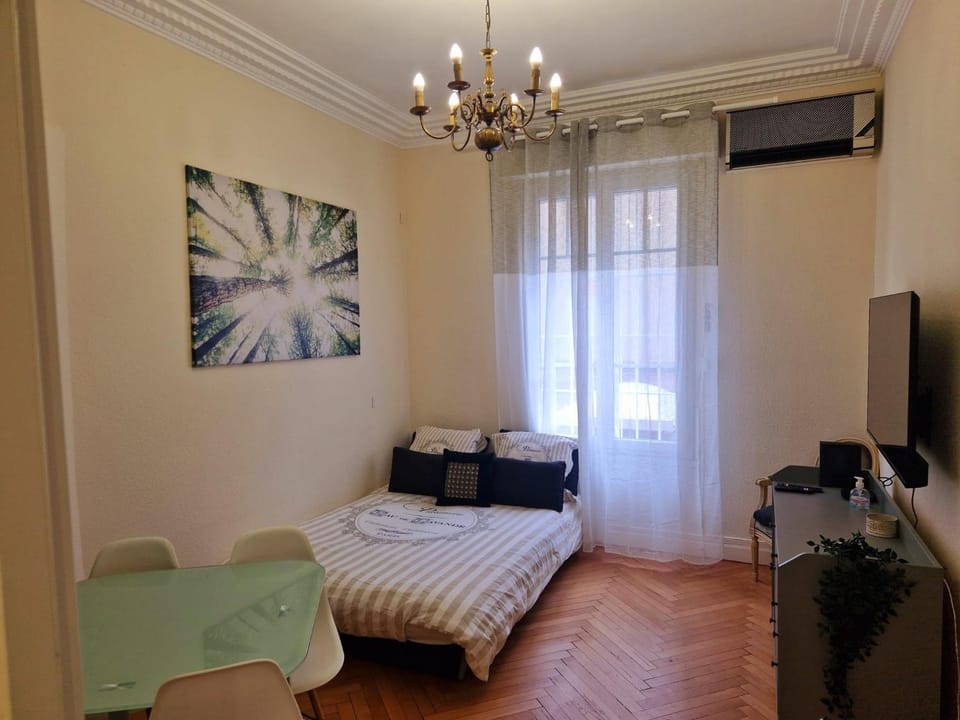 Rivoli SeaSide Apartment Apartment in Nice