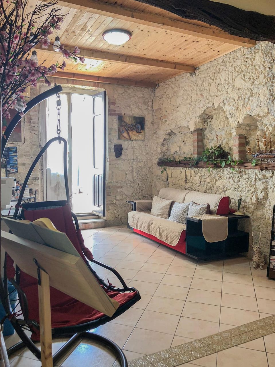 Lobby or reception, Internal: Not applicable to any particular room