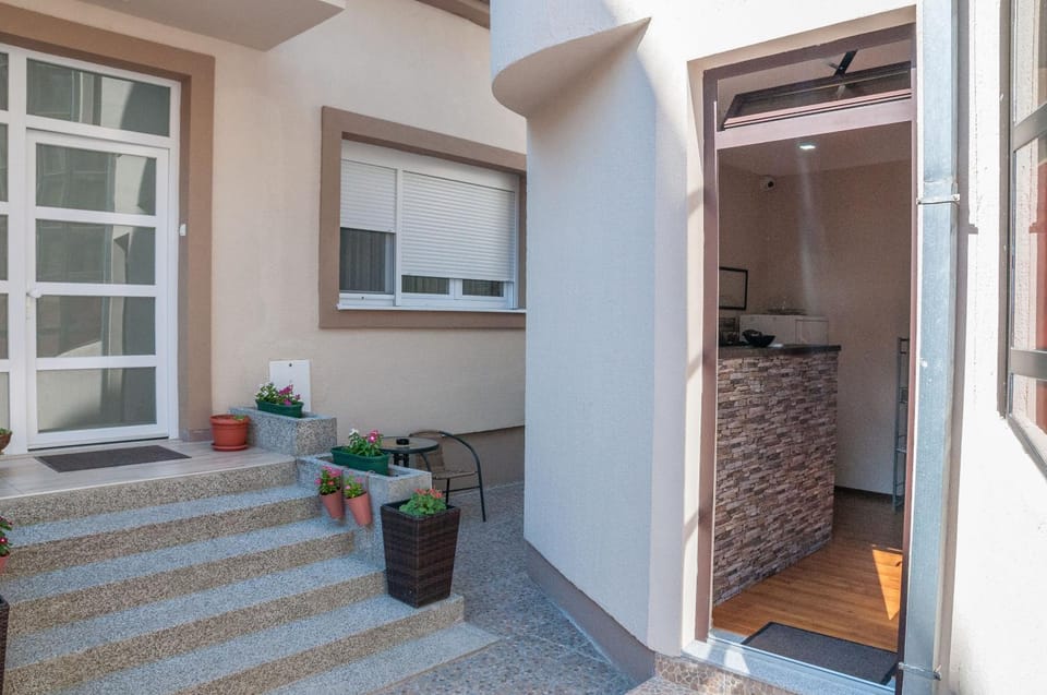 Patio, Balcony/Terrace