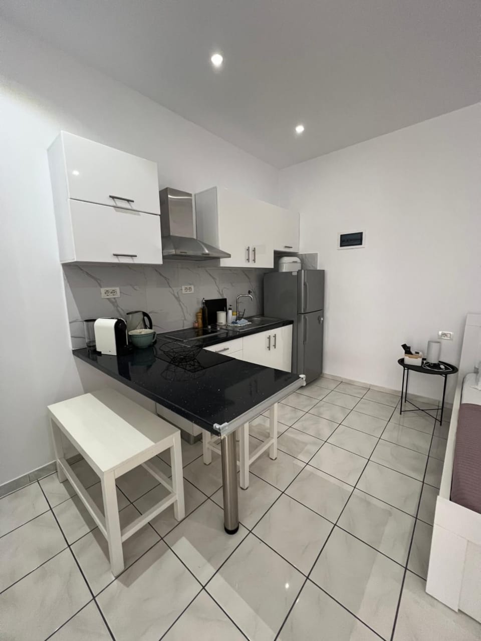 Spile Rooms Lukas Bed and Breakfast in Vlorë County, Albania