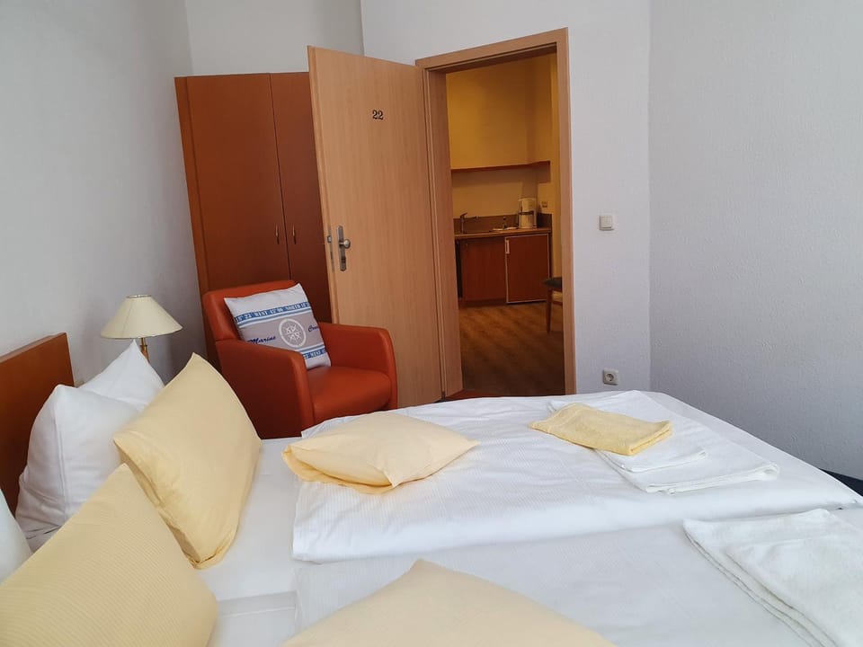 Hotel Peenebrücke Hotel in Mecklenburg-Vorpommern, Germany