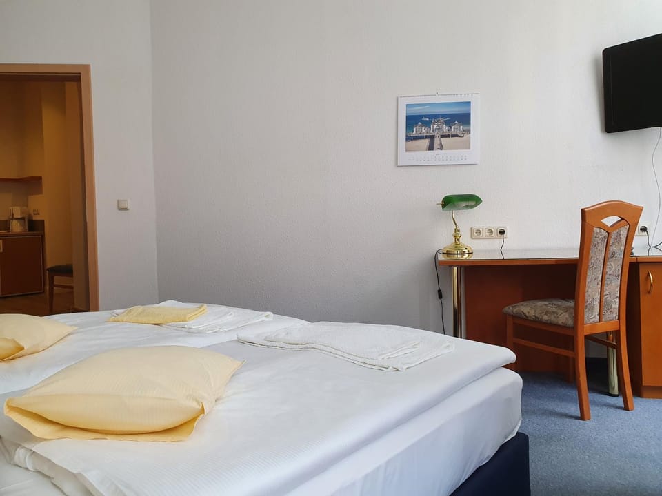 Hotel Peenebrücke Hotel in Mecklenburg-Vorpommern, Germany