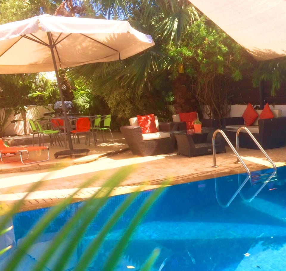 Patio, Swimming pool