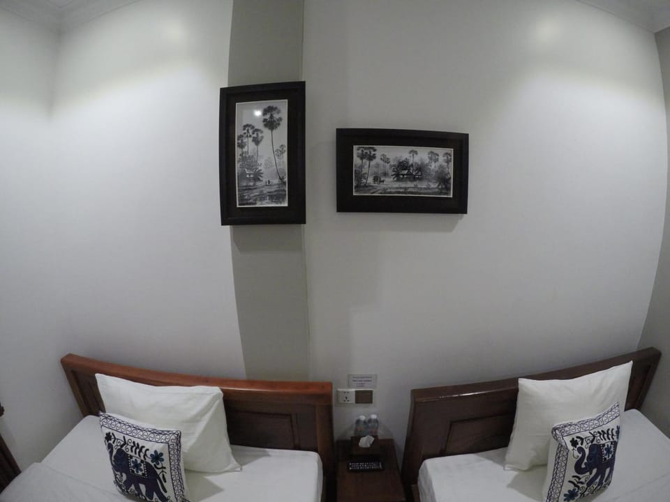 Happy​​ Family Guesthouse Bed and Breakfast in Cambodia