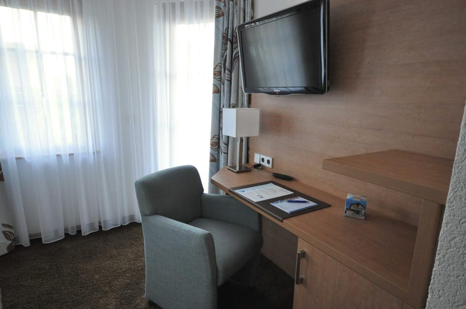 TV and multimedia, Seating area