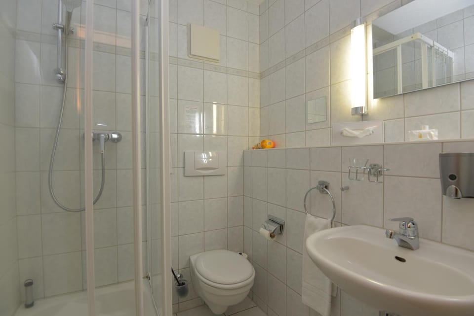 Shower, Photo of the whole room