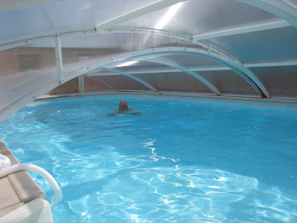 Swimming pool, Swimming pool
