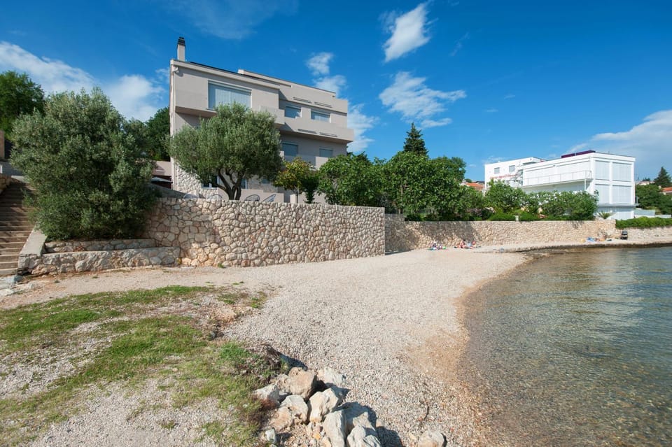 Facade/entrance, Beach