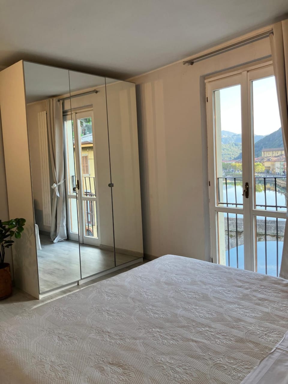 Al ponte vecchio House in Lombardy