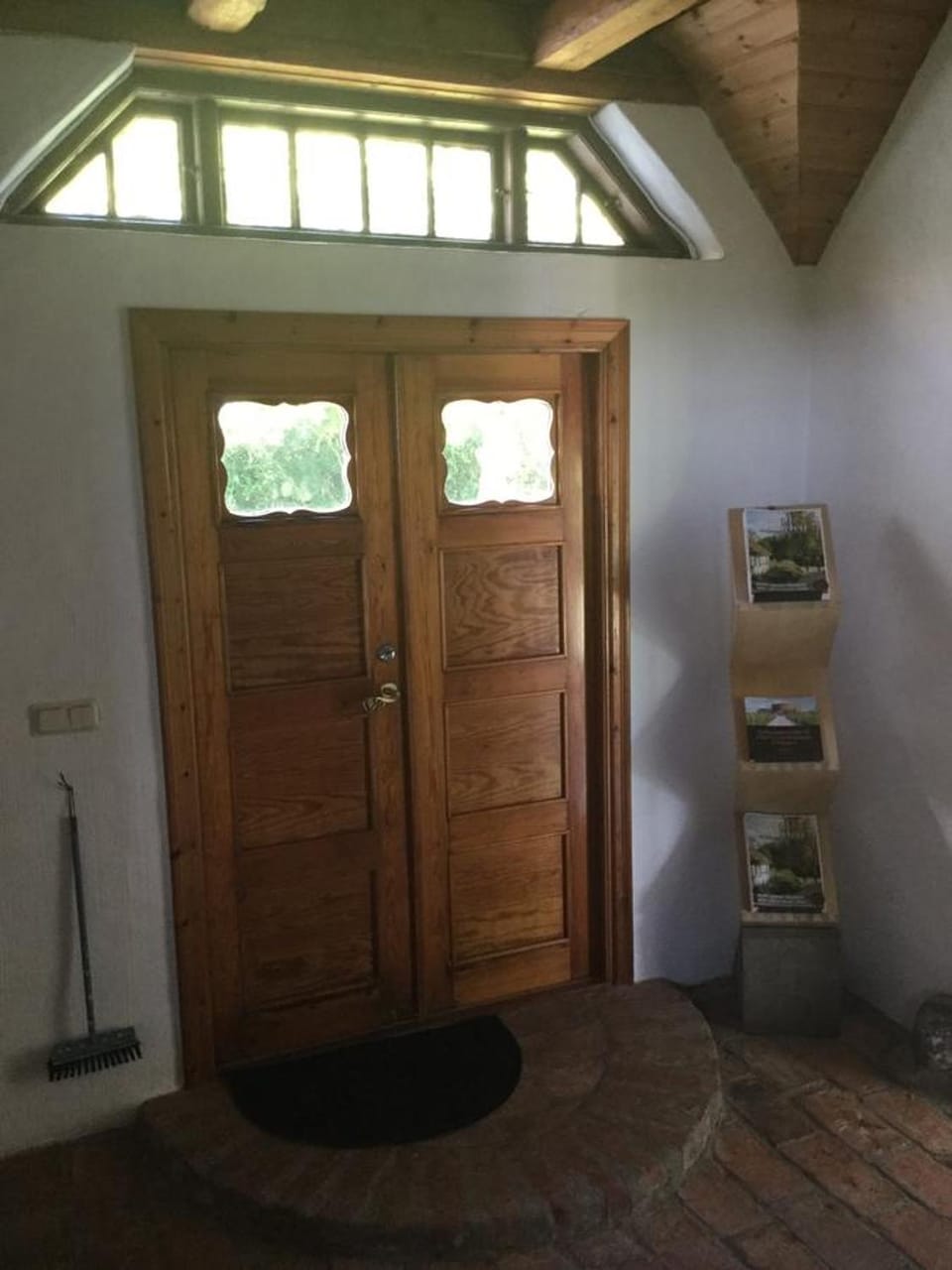 Property building, Facade/entrance, Lobby or reception