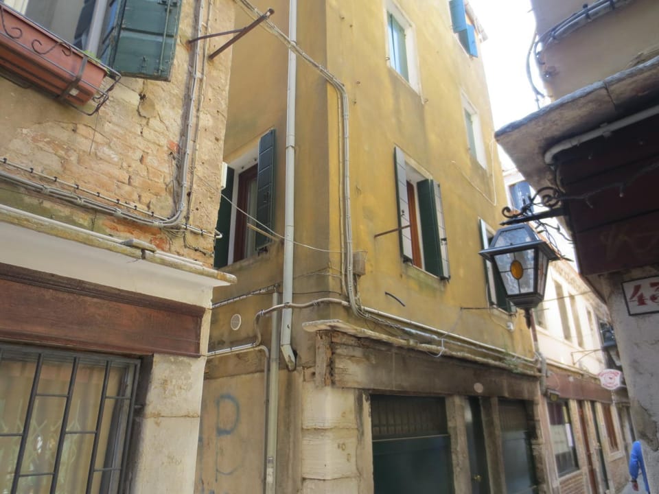 Property building, Facade/entrance, Street view