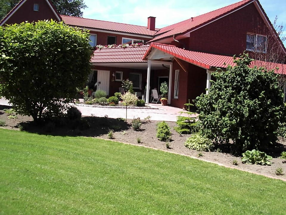 Facade/entrance, Garden view
