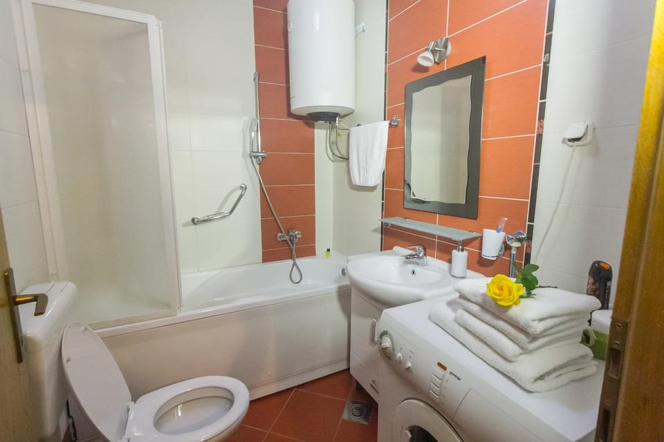 Shower, Toilet, Bathroom