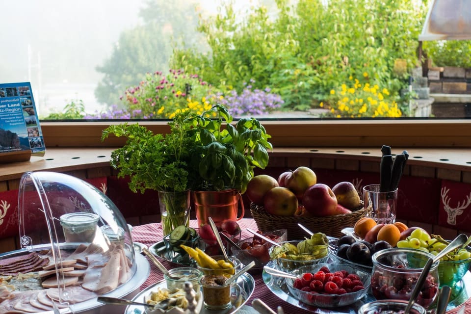 Food and drinks, Food, Breakfast, Buffet breakfast
