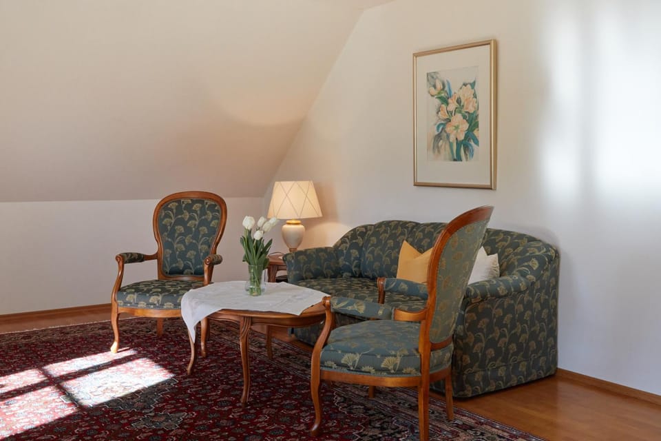 Gästehaus Schloss Kronburg Apartment in Bavaria