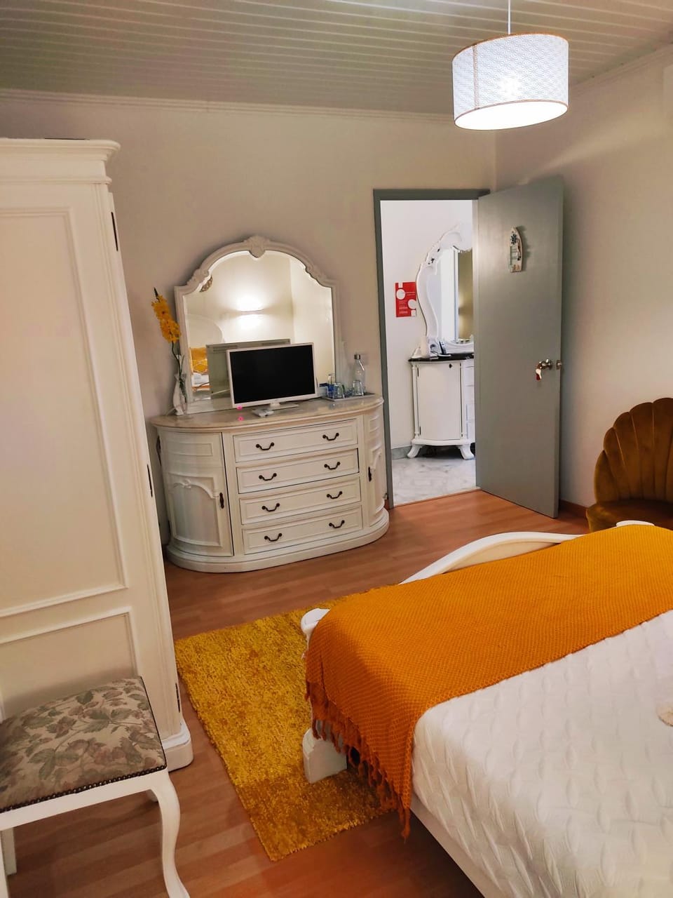 TV and multimedia, Bedroom