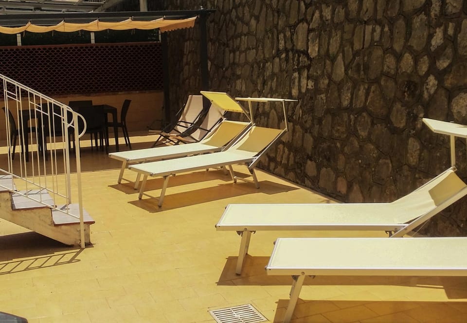 Balcony/Terrace, Balcony/Terrace