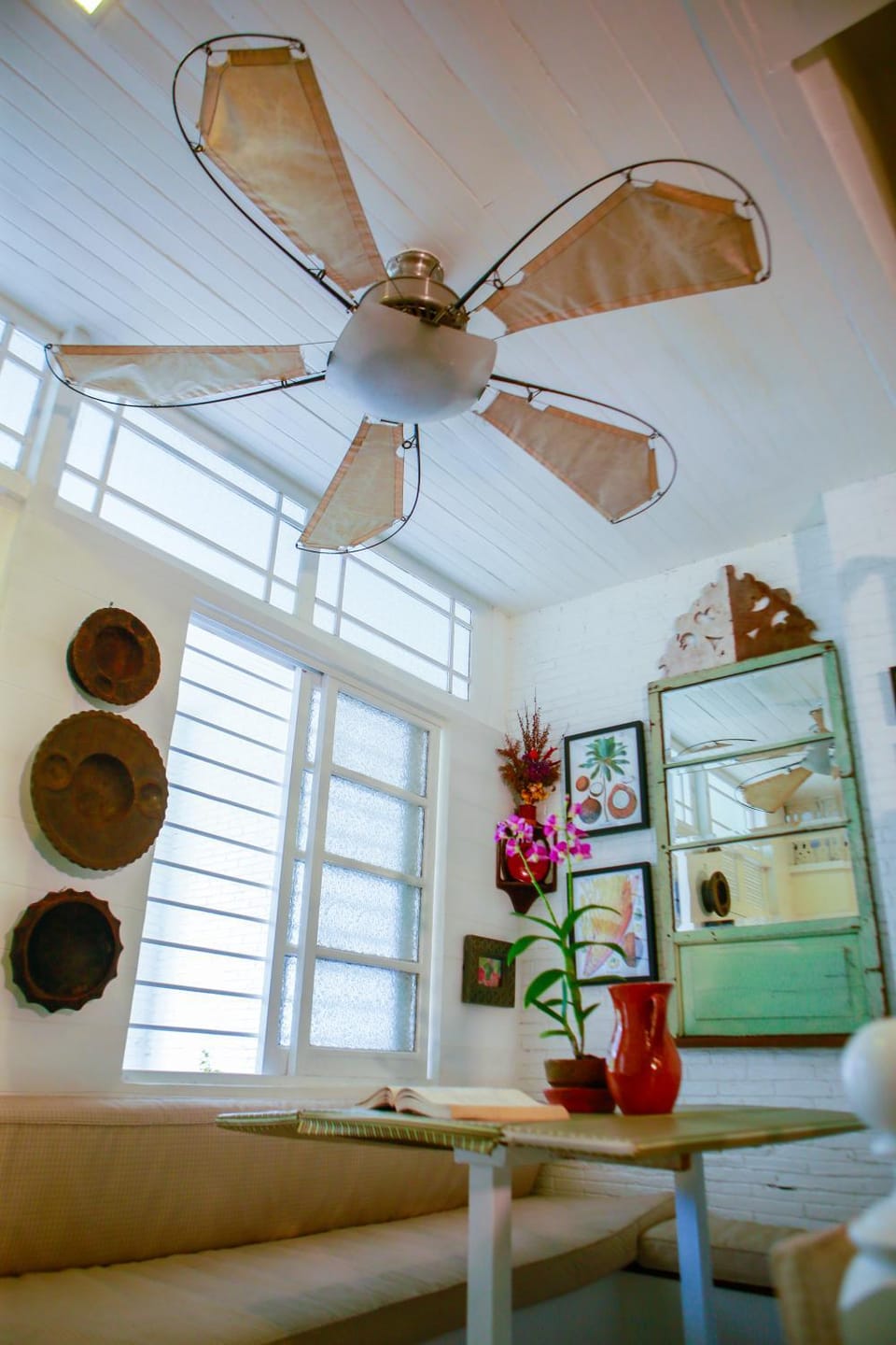 Charming Heritage Home for Group Stays - Check Photo Info Bed and Breakfast in Makati
