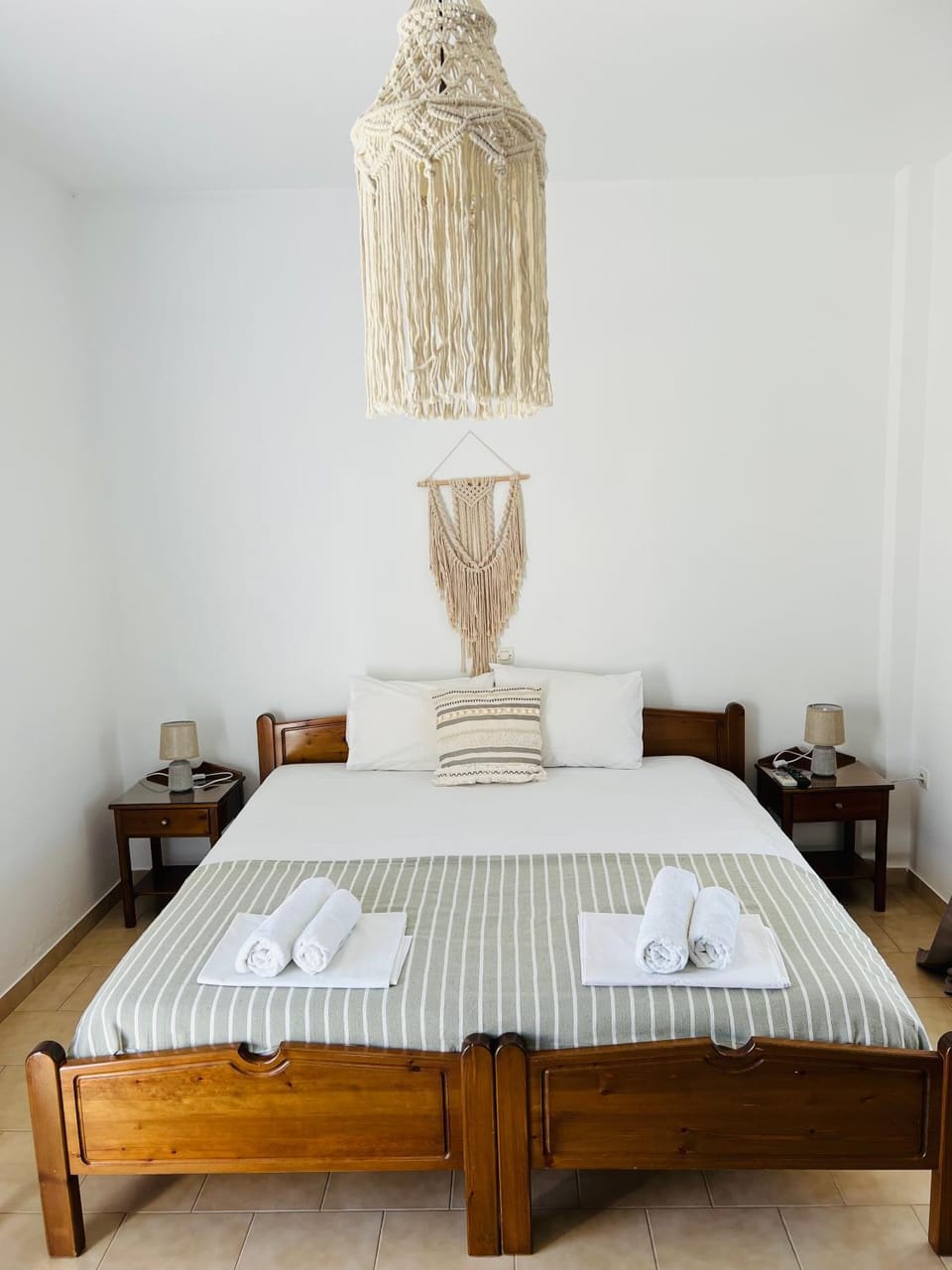 Kirki Rooms on the Hill Apartment in Paros, Greece
