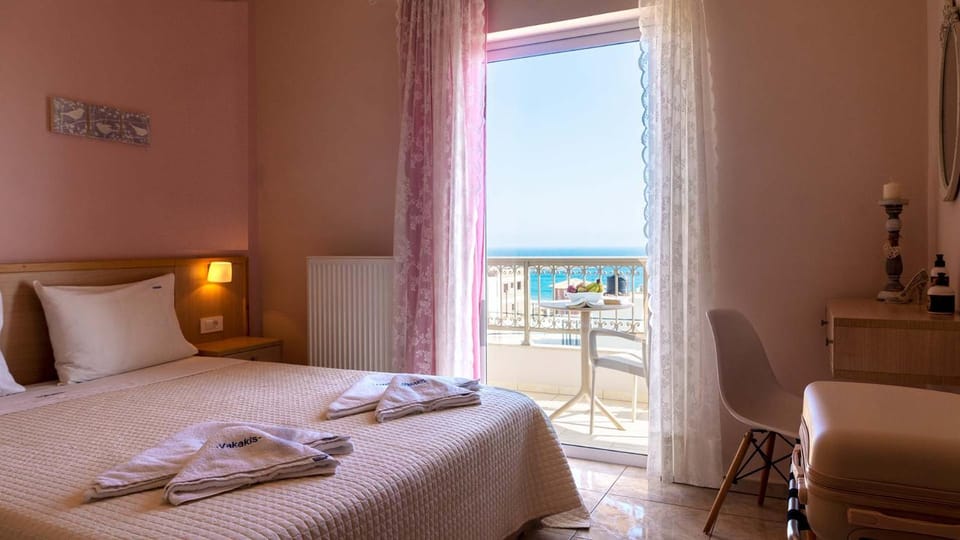 Bed, View (from property/room), Bedroom, Sea view