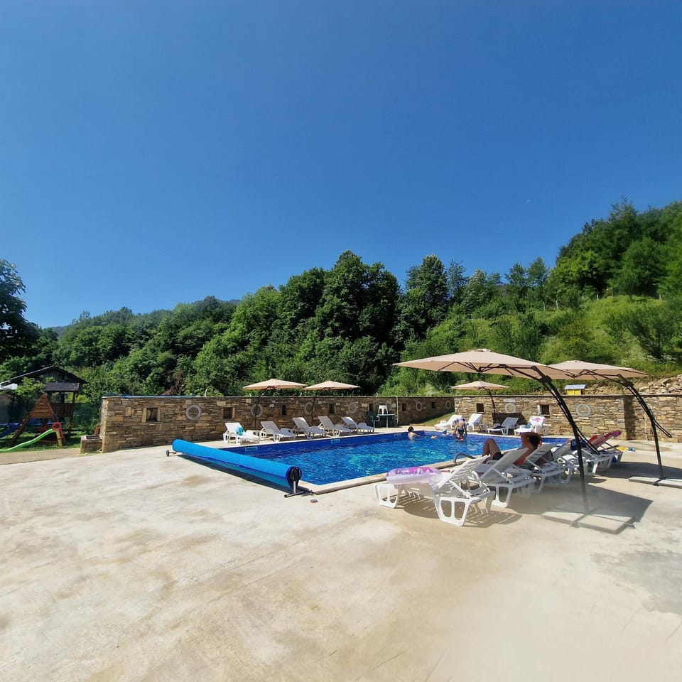 Patio, Pool view, Swimming pool