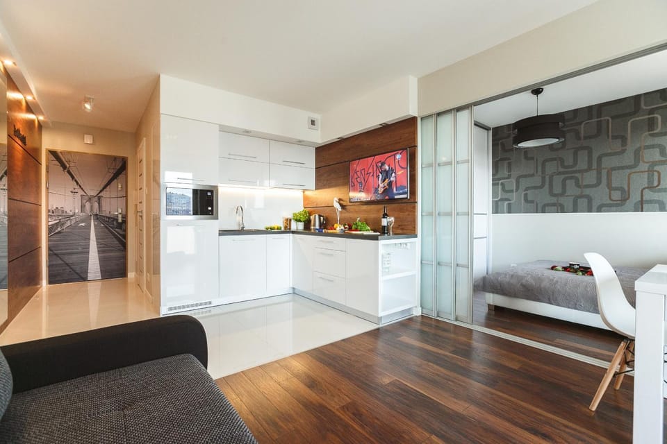 Bed, TV and multimedia, Kitchen or kitchenette, Living room, Bedroom