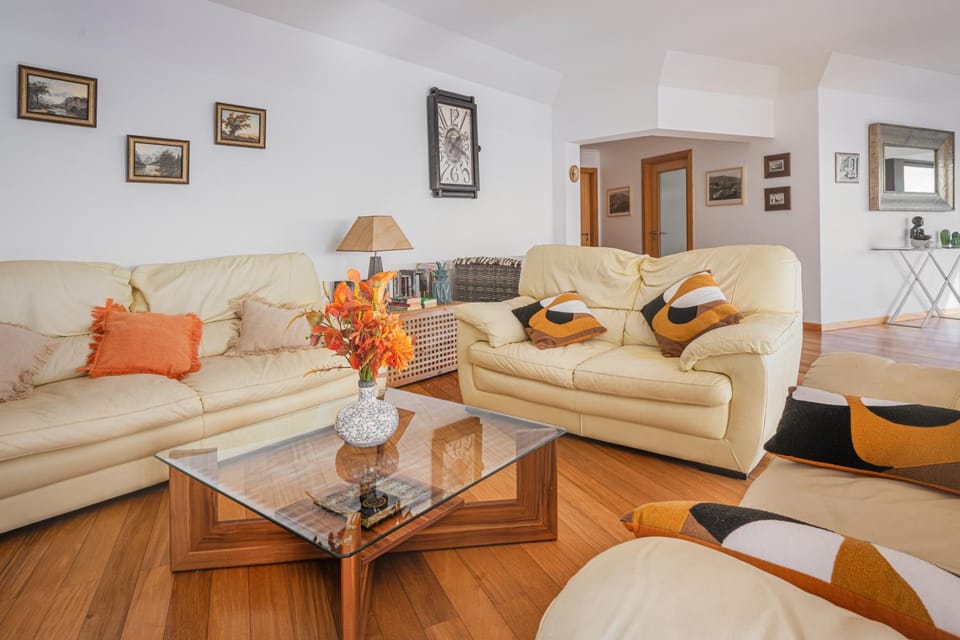 Beachfront Penthouse with Panoramic Ocean-View Terrace VIP Baia Apartment in Madeira District