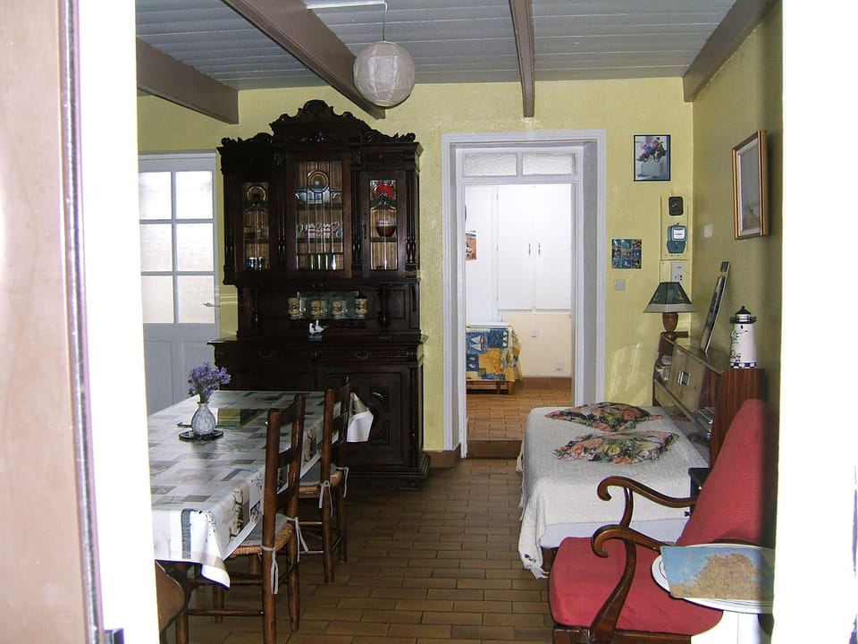 TV and multimedia, Living room, Decorative detail