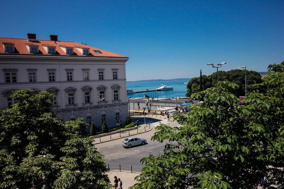 Luxury living Apartments Apartment in Split