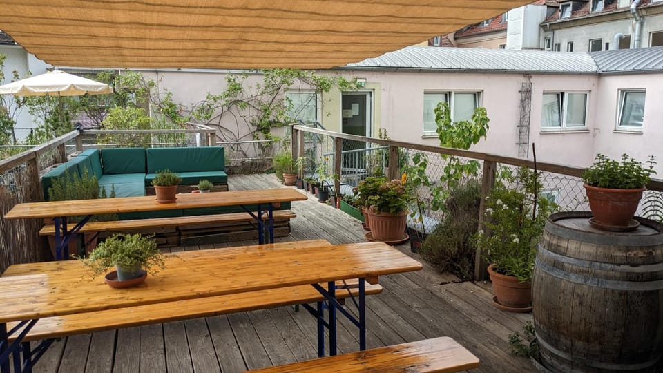 Toilet, Balcony/Terrace