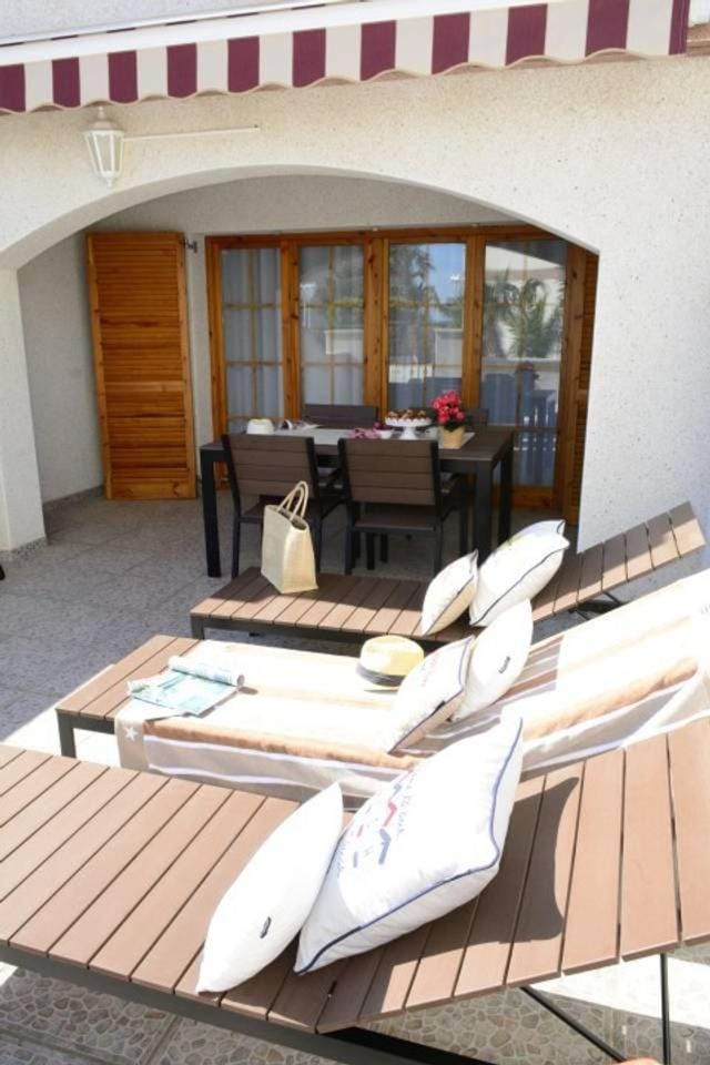 Garden, Balcony/Terrace