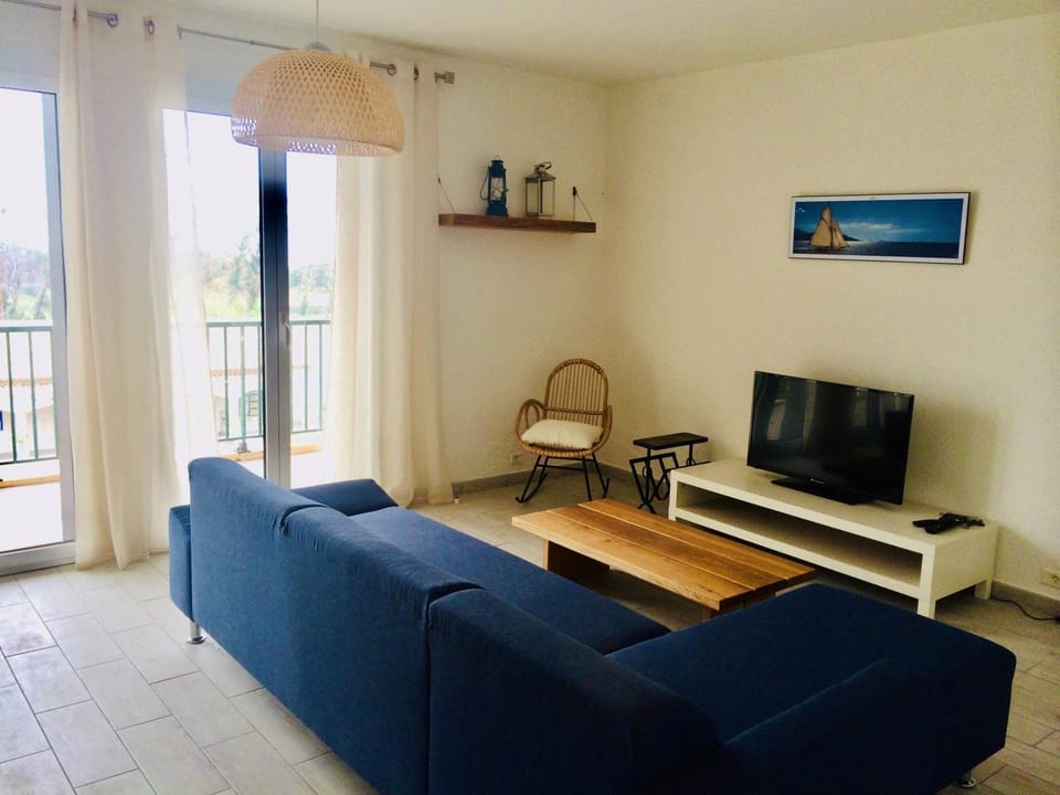 Appartement vue mer, rivière et montagnes Apartment in Sari-Solenzara