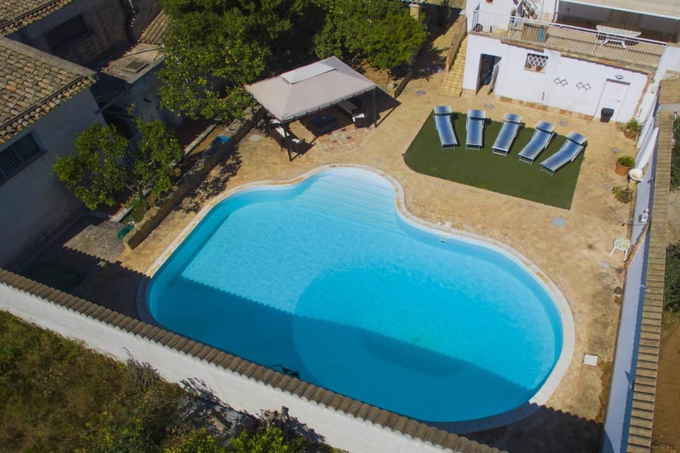 Bird's eye view, Pool view, Pool view, Swimming pool, Swimming pool, Inner courtyard view, sunbed, sunbed