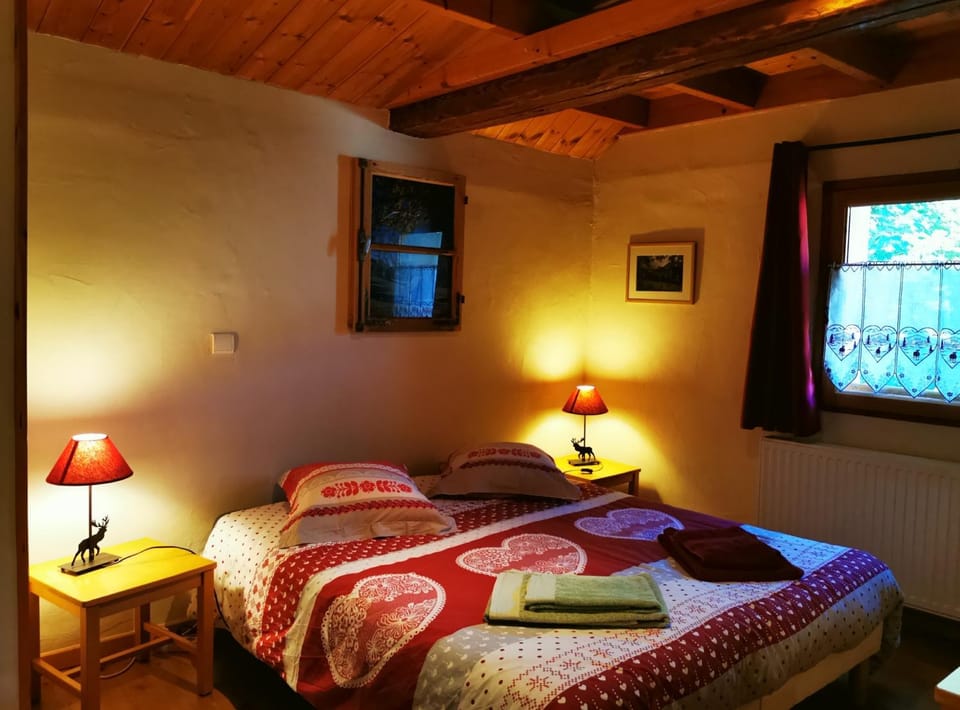 Gîte d'Etape Auberge de l'Ardoisière Inn in Piedmont