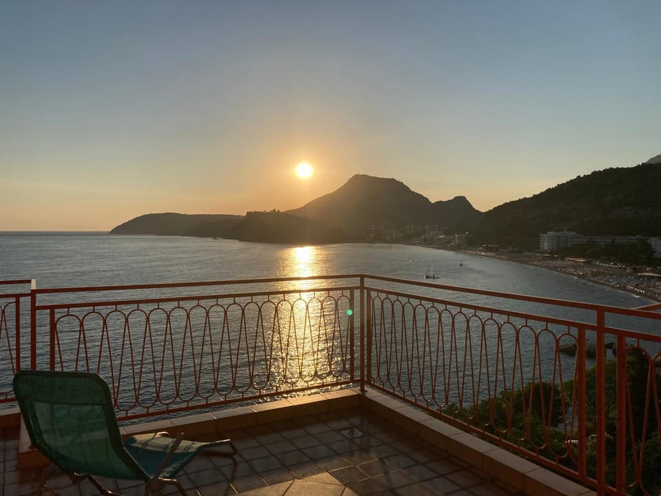 Balcony/Terrace, Balcony/Terrace