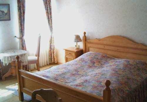 Bed, Day